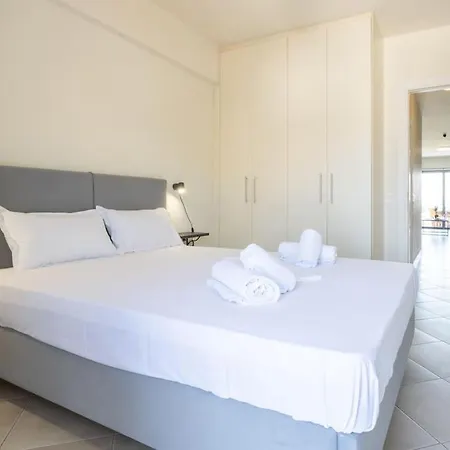 Urban Breeze * Chalkís