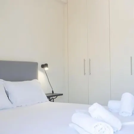 Urban Breeze * Chalkís